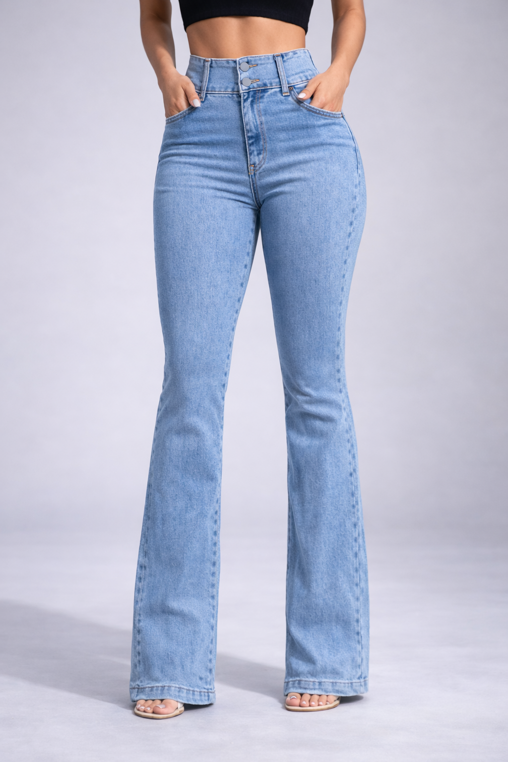 Vaqueros elásticos con cintura alta