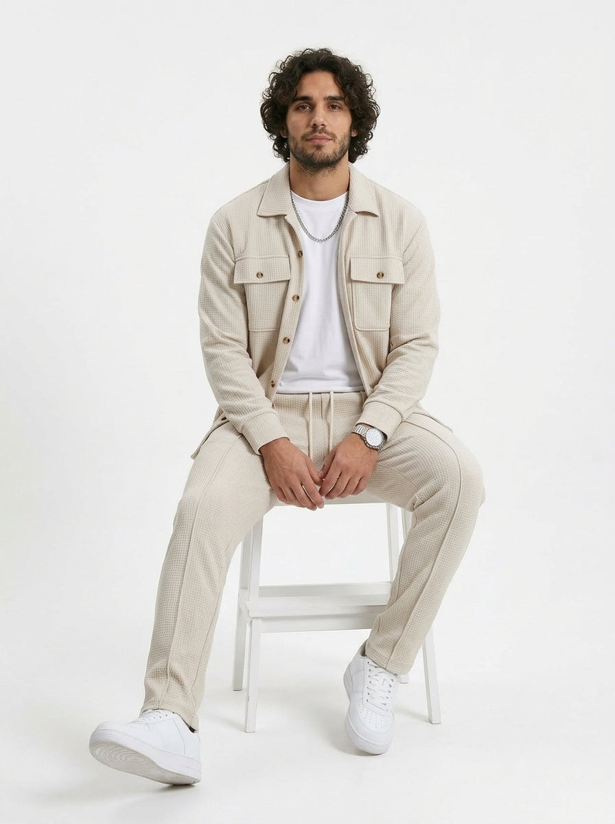 Chaqueta y pantalones de hombre con estampado